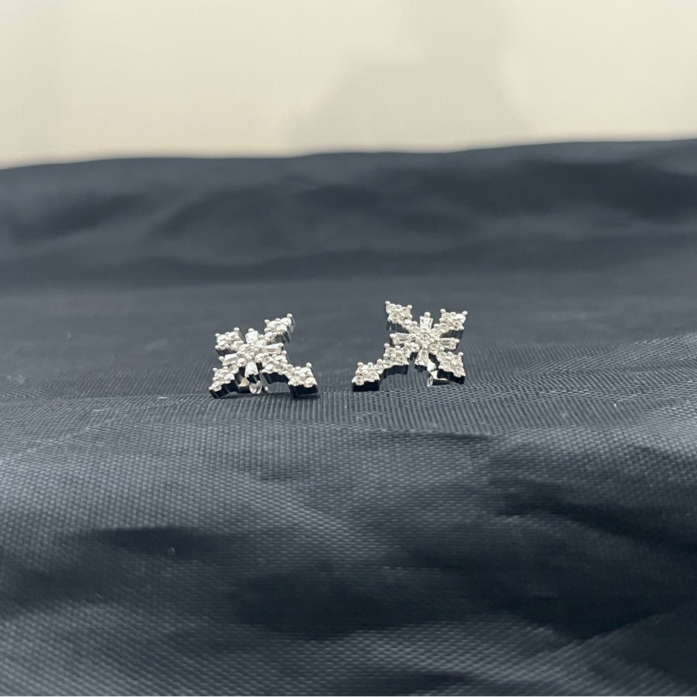 Snowflake cross earrings